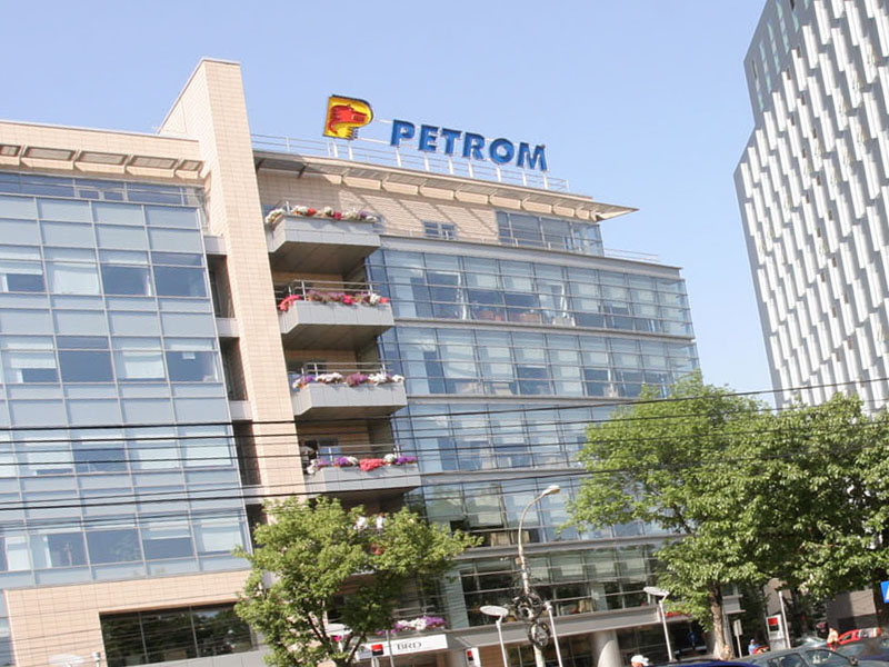 Petrom ia 500 mil. euro de la noua banci