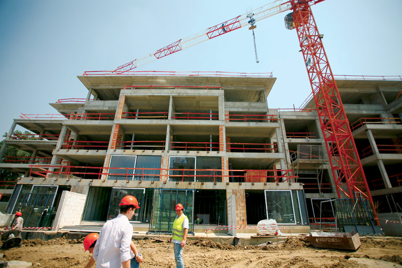 Cine va incepe proiecte imobiliare la anul