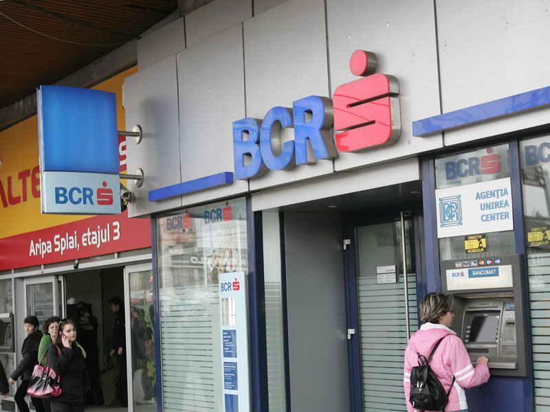 BCR vrea sa deschida 70 de noi filiale in Romania