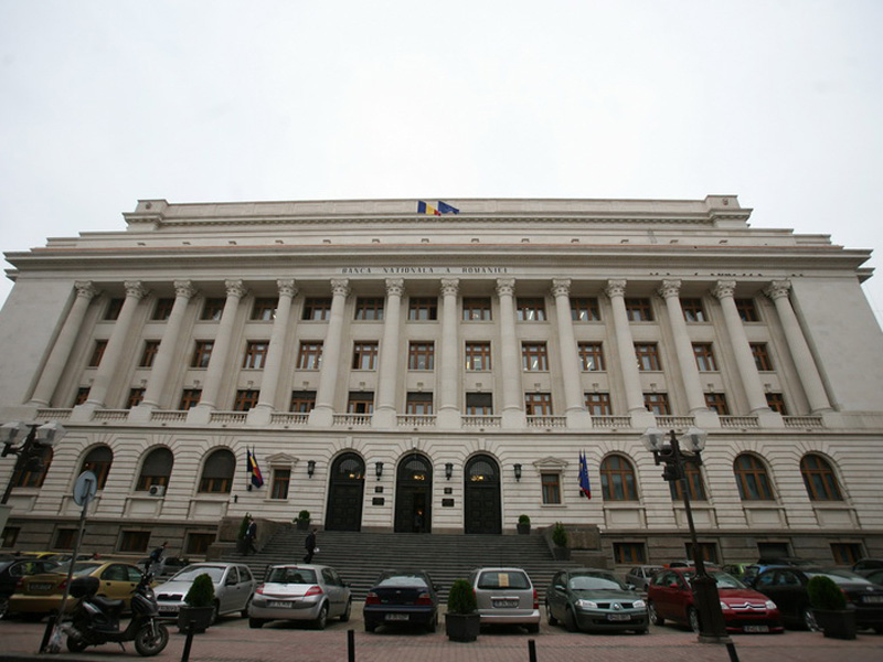 BNR forteaza din nou mana bancherilor pentru a practica dobanzi mai mici