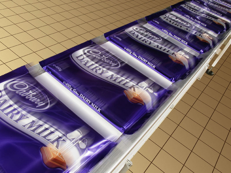 Kraft vinde afacerea cu pizza pentru a imbunatati oferta de preluare a Cadbury