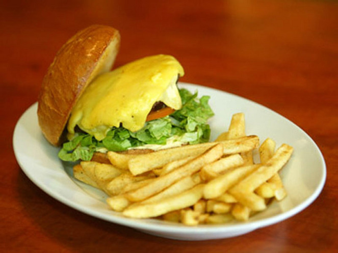 Taxa fast food apare din martie 2010