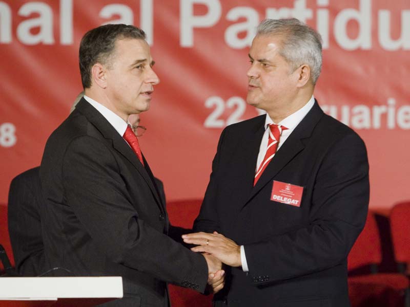 Geoana si Nastase i-au propus lui Diaconescu o candidatura in tandem la Congres