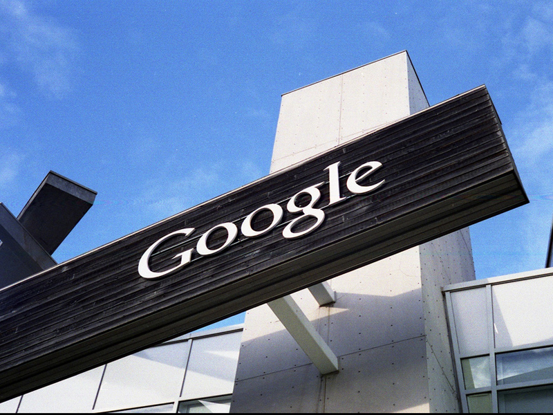 Actiuni Google puse la vanzare
