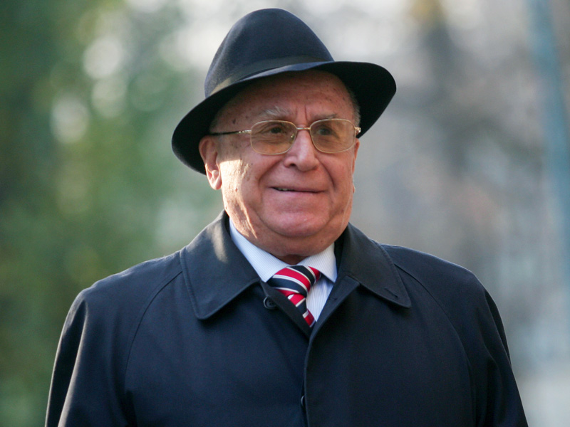 Iliescu: Anul 2010 va fi un an de "oarecare cotitura" pentru PSD