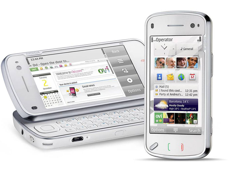 Nokia N97. Are la baza platforma de operare Symbian, 32 Gb memorie interna si o camera foto de 5 MP.