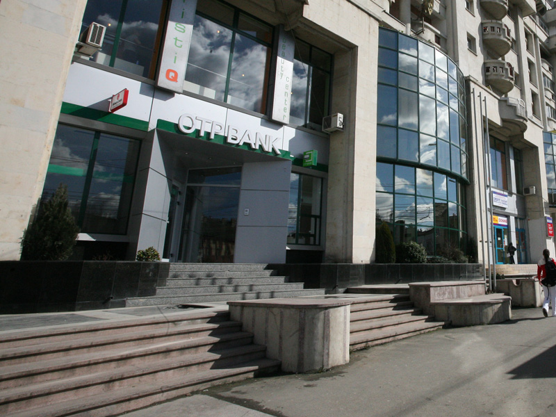 OTP Bank Romania reduce dobanzile la creditele in lei
