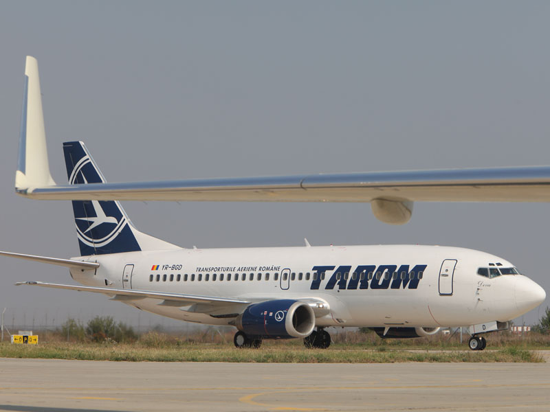 Avioanele TAROM au zburat in 2009 pe jumatate goale