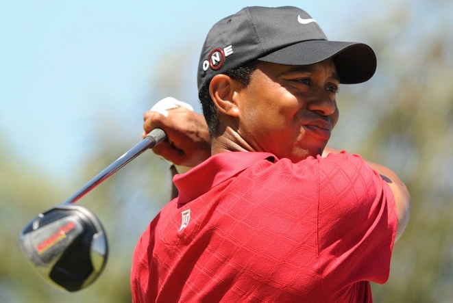 Tiger Woods isi rascumpara pacatele oferind sotiei un cadou de Craciun de 300 mil. dolari