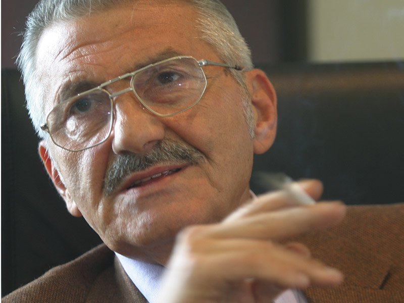 In ce investesc bancherii. Prefera depozitele, iar la bursa au pierderi