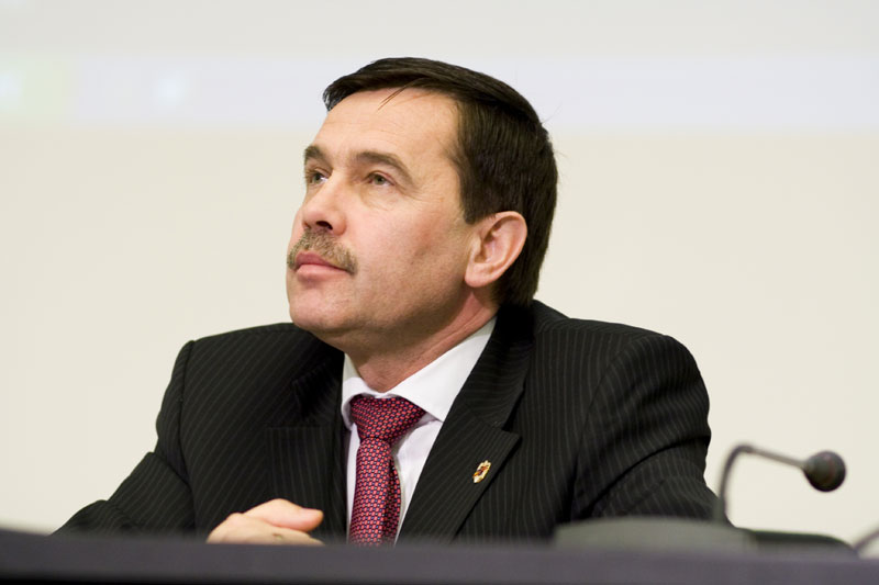Pogea, propus de PD-L in CA al CEC pentru un 4.500 de euro pe luna