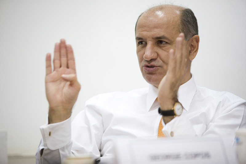 Previziunile patronilor: Crestere economica de 0,5-1% si inflatia de 4%