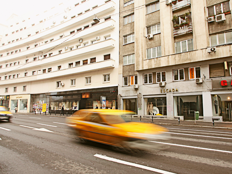 Calea Victoriei - povestea unei strazi care nu vrea sa moara