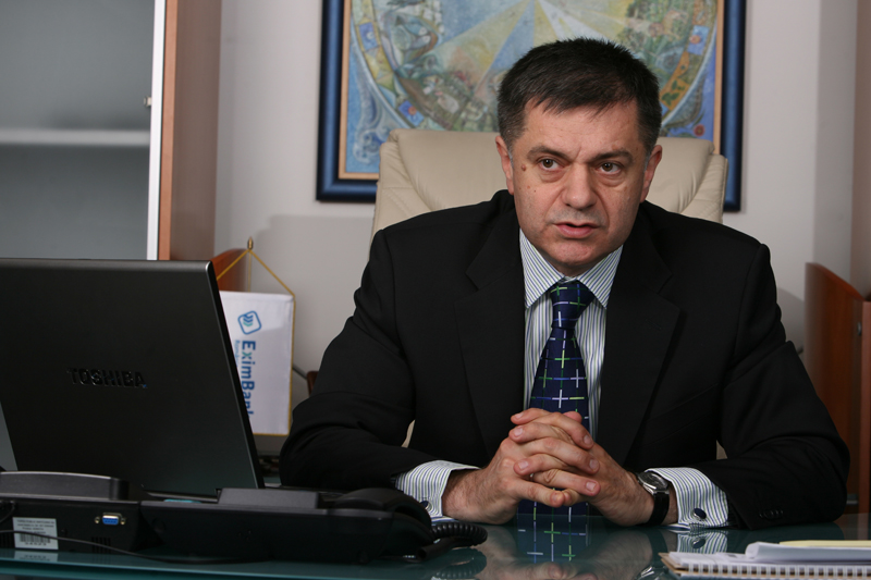 Cumnatul lui Geoana face eximbancuri cu Boc si Google