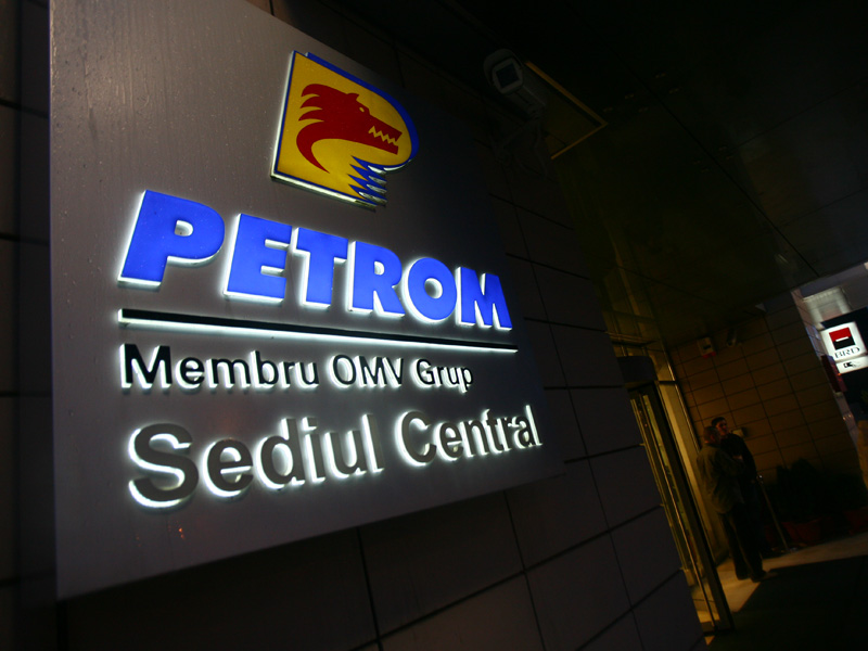 Petrom nu da nici anul acesta dividende si cauta noi surse de capital