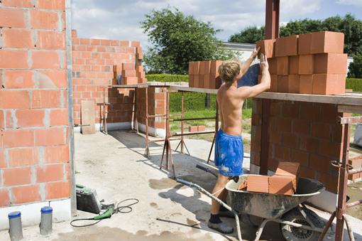 Producatorii de BCA ar vrea un plafon de 100.000 de euro la Prima Casa