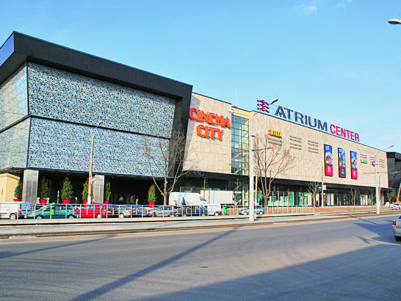 Dilema unui mall de provincie