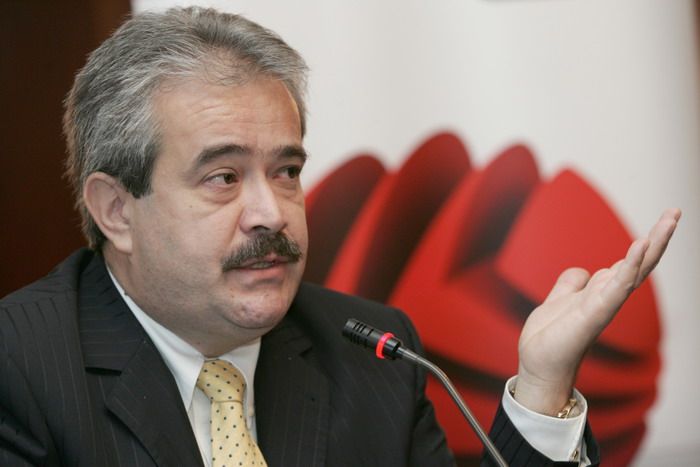 Fondul lui Horia Manda a cumparat 40% din retailerul de jucarii Noriel
