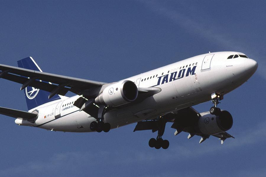 Tarom duce turistii din Bucuresti si Cluj la mare, pe timpul verii