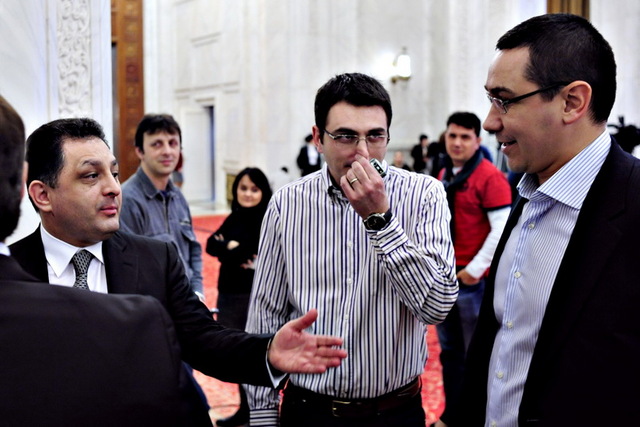 Ponta face primul pas pentru decapitarea lui Vanghelie