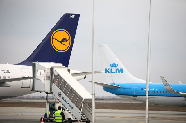 De ce a fost amanata constructia unui nou aeroport bucurestean