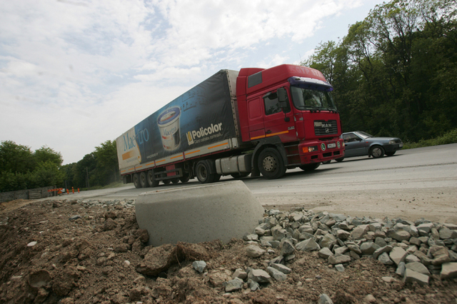Transporturile se plang ca soselele de centura se transforma in strazi satesti