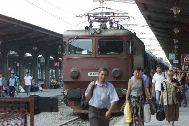 De 1 Mai, trenurile Tineretului fac cel putin cinci ore pana la Mangalia