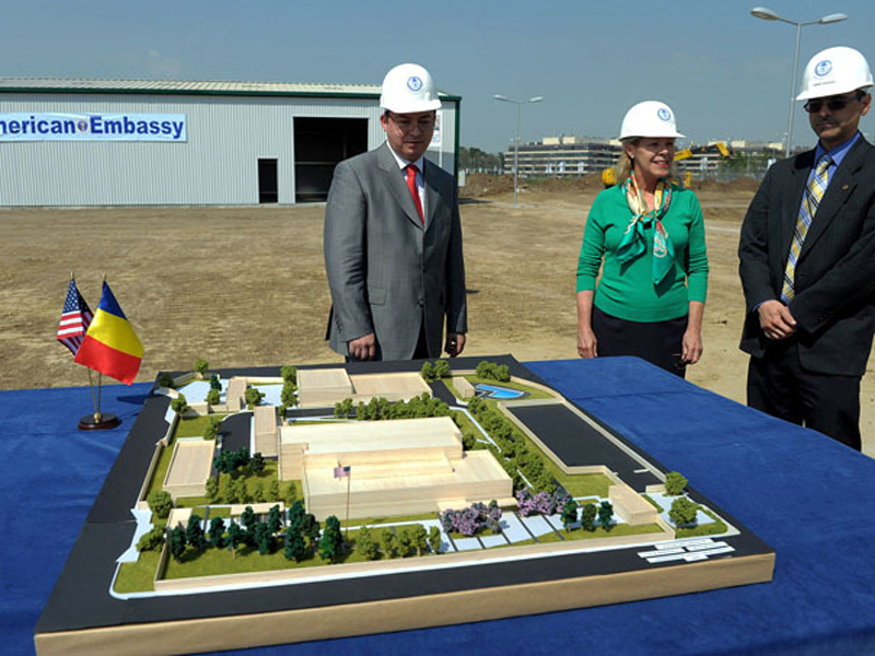 Noul sediu al Ambasadei Statelor Unite va fi in cadrul proiectului imobiliar Baneasa, investitia pentru constructia sa fiind estimata la mai multe zeci de milioane de dolari 