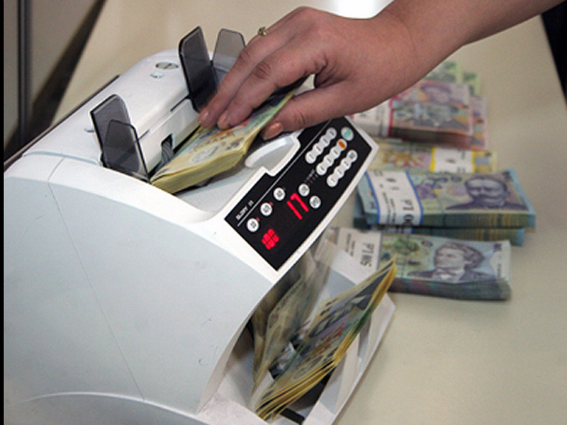 Aerostar Bacau ia credite pentru investitii de 6,85 mil. euro