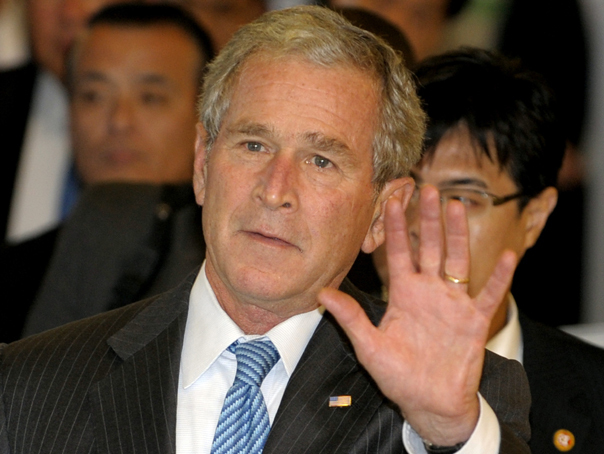 George W. Bush vine in Romania pentru lansarea unei televiziuni