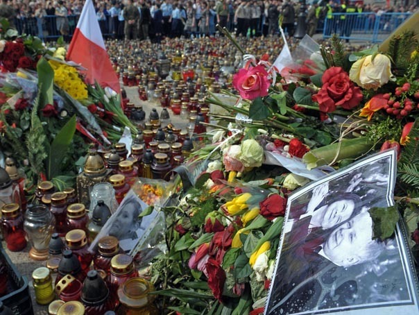 Cuplul prezidential polonez va fi inmormantat, duminica, la Cracovia