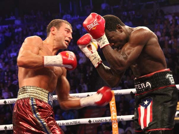 Lucian Bute l-a invins pe Edison Miranda si si-a pastrat pentru a cincea oara titlul mondial IBF