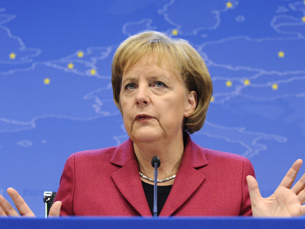 La loc comanda: Angela Merkel conditioneaza ajutarea Greciei