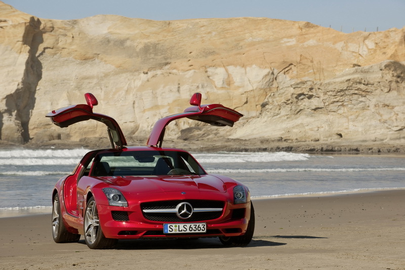 Mercedes aduce in gropile din Romania SLS-ul de 150.000 de euro. Vezi aici cum arata noul model