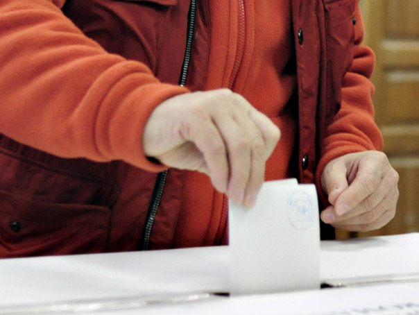 Nici 8% din alegatorii Colegiului 19 nu au fost la vot pana la ora 14