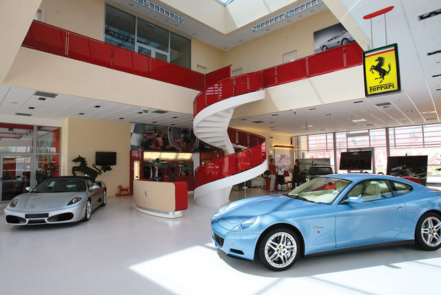 Importatorul Ferrari in Romania estimeaza o crestere de 23% in anul de criza 2010