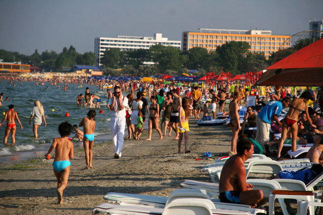"Platesti 5 nopti si stai 6 sau chiar 7". Agentiile vor sa atraga mai multi turisti in tara