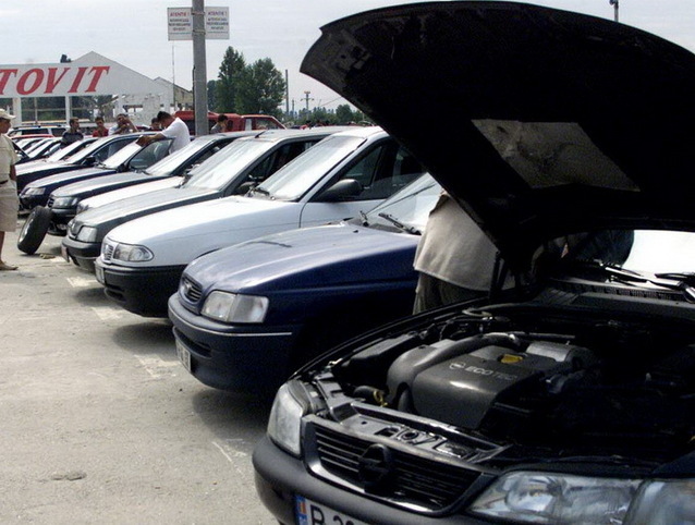 Cresc exporturile de masini second hand scumpe din Romania