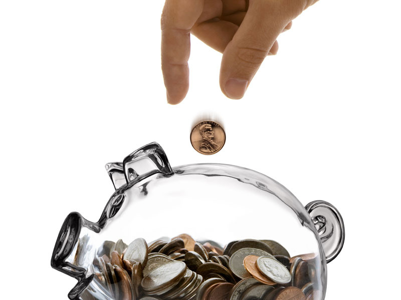Cati romani mai reusesc sa economiseasca in criza?