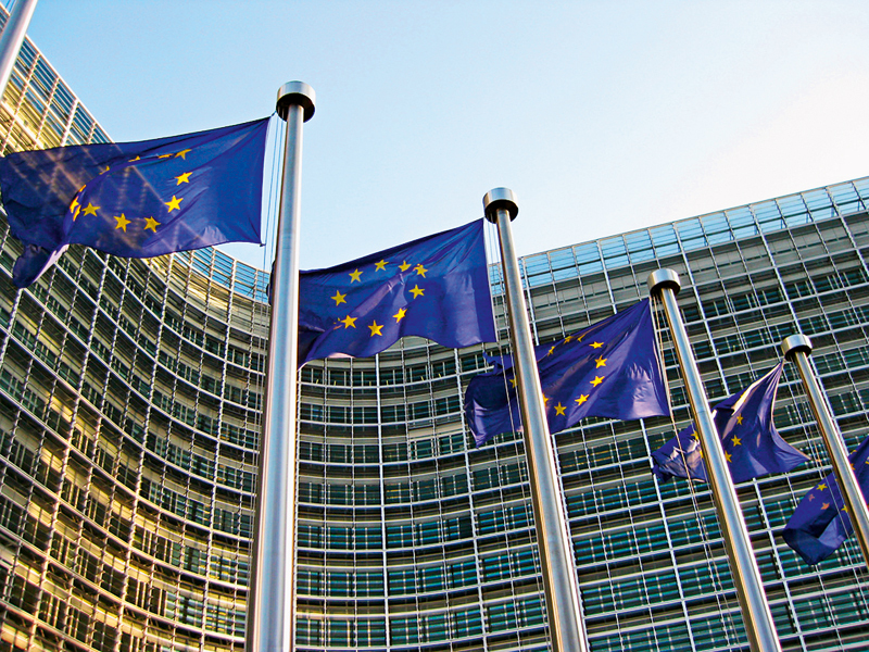 UE pune la bataie 750 de miliarde de euro pentru apararea euro