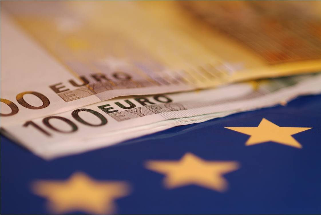 Comisia Europeana: Romania nu indeplineste nici un criteriu de aderare la zona euro
