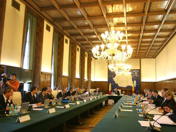Guvernul se reuneste in sedinta dupa decizia Consiliului Economic si Social