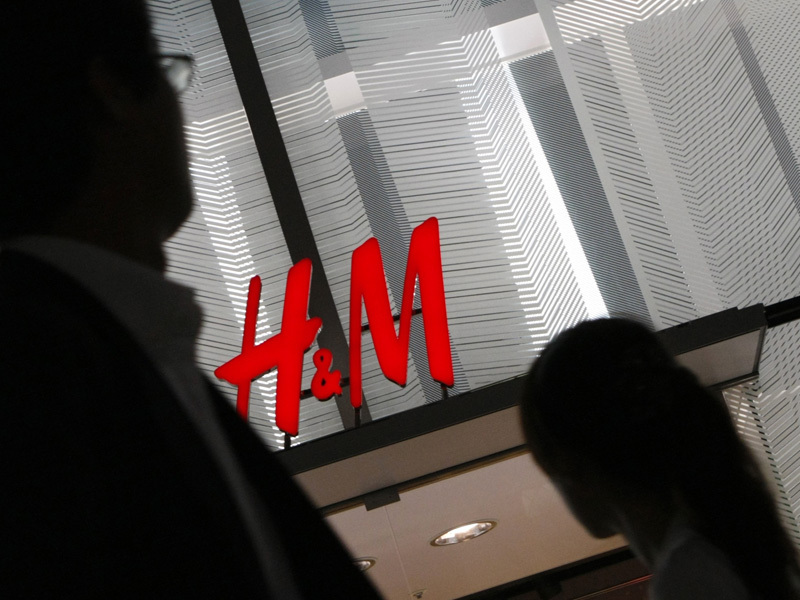 Cum descopera gigantul H&M Romania