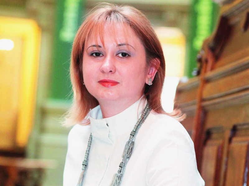Tineri manageri: Laura Daniela Mihai, bancher de stat