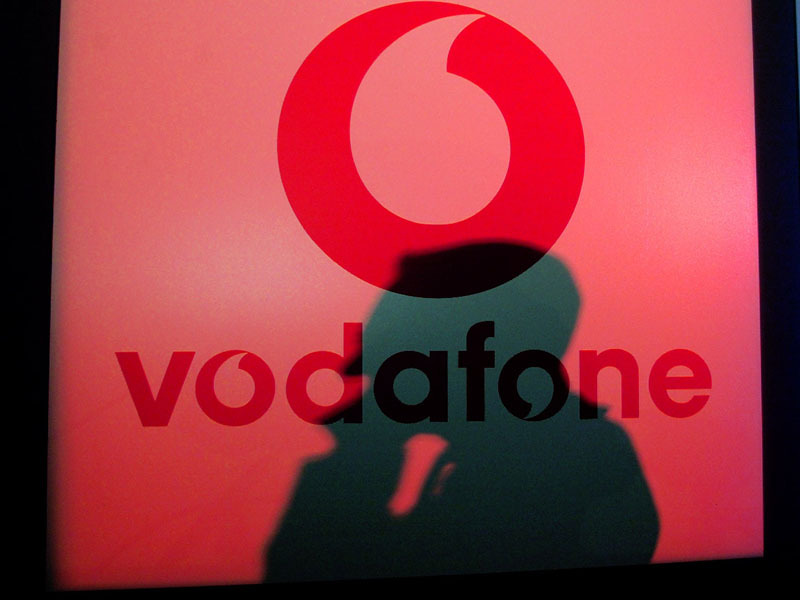 De ce ar pleca Vodafone din Romania?