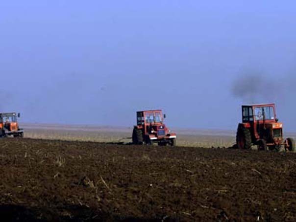 CEC a lansat un credit pentru programul "Rabla" din agricultura