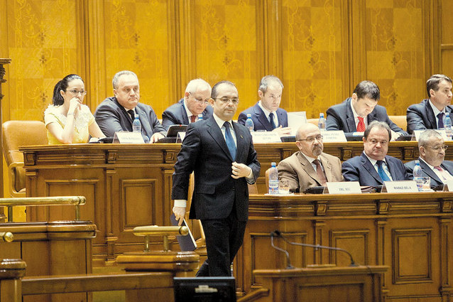 Legea salarizarii unitare isi demonstreaza esecul. Cei de la varf nu traiesc din salarii