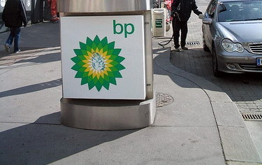 BP a cheltuit pana acum 2,35 miliarde dolari pentru a tine sub control deversarea de petrol din Golful Mexic