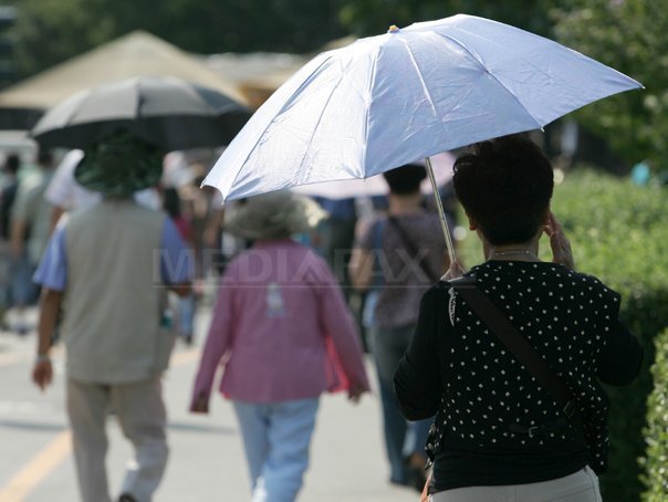 Codul galben de canicula se prelungeste pana marti