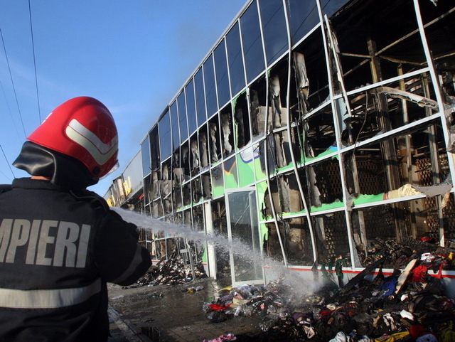 Incendiul de la Dragonul Rosu, cea mai mare dauna din istoria asigurarilor din Romania